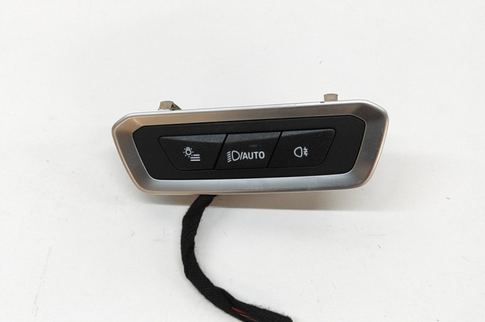 Modul de control comutator faruri BMW X7 G07 2023 OEM: 5A71546 31091772