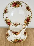 Set - cafea / mic dejun - portelan Englezesc - Royal Albert - Old Country Roses - 1 pers