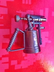 H97-Ascutitoare lampa parlit mica cupru colectie stare buna 6/7 cm.