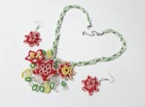 Set bijuterii Flori exotice multicolore, colier si cercei , set unicat