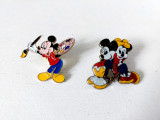 Lot 2 insigne metal Mikey Mouse si Minnie