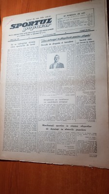 sportul popular 10 decembrie 1953-Echipa de fotbal CCA pt a 3 oara campioana foto