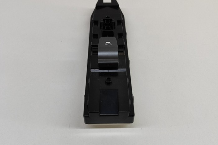 Buton geam ușă st&acirc;nga față HYUNDAI IONIQ AE 2021 OEM: 93575-G2600 22345823