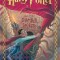 Harry Potter and the Chamber of Secrets (Harry Potter, Book 2)