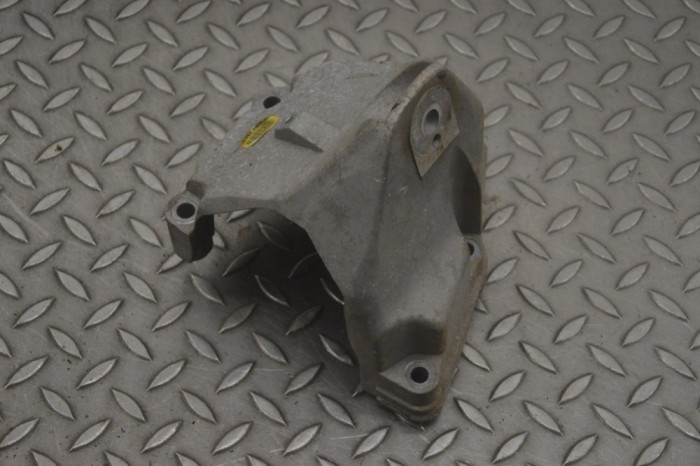 Suport motor dreapta KIA STINGER CK 2017 OEM: 21825-J5200 24661155