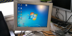 Monitor Philips Brilliance 150P2 foto