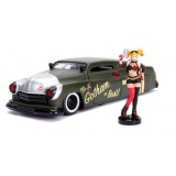 DC Bombshells 1951 Mercury cu figurina, macheta auto 1:24