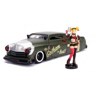 DC Bombshells 1951 Mercury cu figurina, macheta auto 1:24 foto