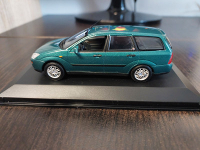 Macheta FORD FOCUS TOURNIER 1997 - Minichamps, 1/43, dealer edition. foto