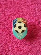 Insigna fotbal - ROMANIA la Campionatul Mondial SUA 1994 foto