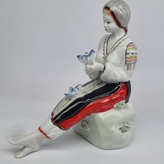 Bibelou RAR portelan romanesc vechi, vintage - Tarancuta cu flori de nuferi