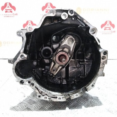Cutie de viteze manuala 5 trepte Audi A4 1.9 TDI 1994-2001 foto
