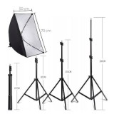 Cumpara ieftin Kit 2 LED E27 RGB 45W, 2 softboxuri, geanta pentru transport, 2 telecomenzi pentru control individual, suport reglabil 200cm.