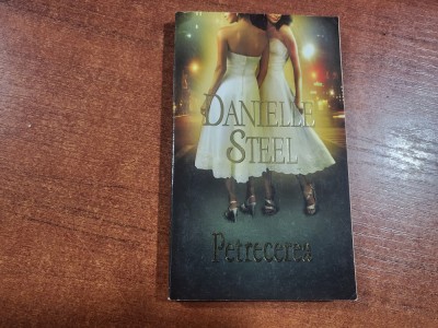 Petrecerea de Danielle Steel foto