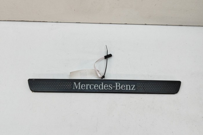 Ornament prag dreapta față MERCEDES-BENZ CLA Coupe C118 2023 OEM: A1186808200 | 31985161