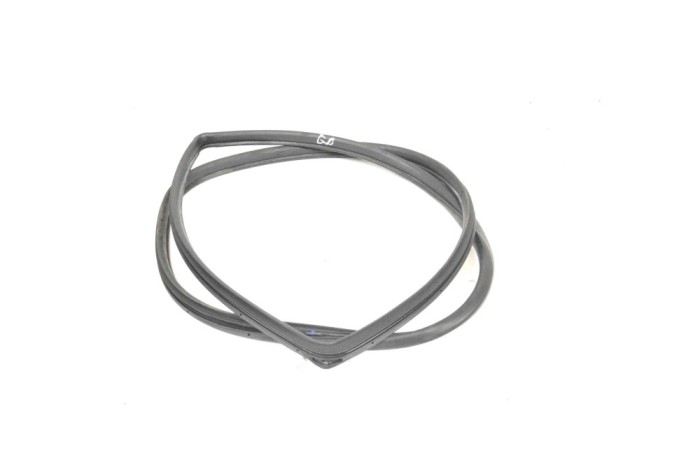 Garnitura ușă dreapta spate TOYOTA RAV 4 II _A2_ 2004