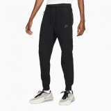 M Pantaloni Nike Tech Fleece FLC JGGR