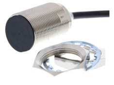 Senzor inductiv OMRON E2E-X20D130 2M NO 0-20mm 10-30VDC M30 cu 2 cabluri
