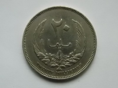 20 MILLIEMES 1965 LIBIA foto