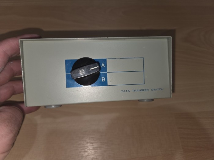Data transfer switch