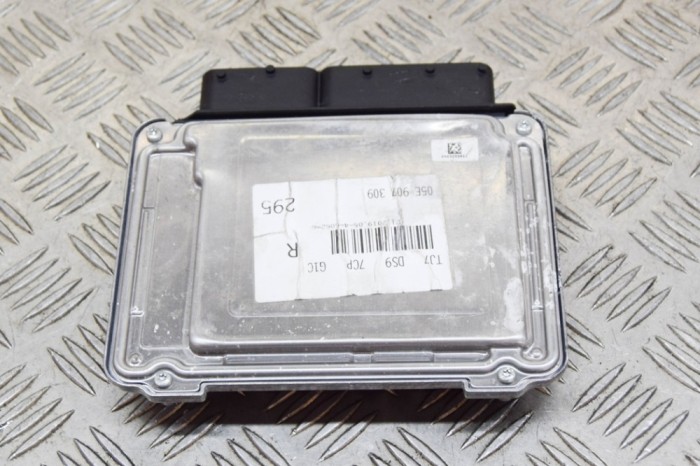 Unitate de control motor AUDI Q2 GA 2019 OEM: 05E907309,1039S93674,0261S16449 12115490