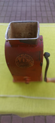 Rasnita veche de cafea, mirodenii provenienta suedeza foto