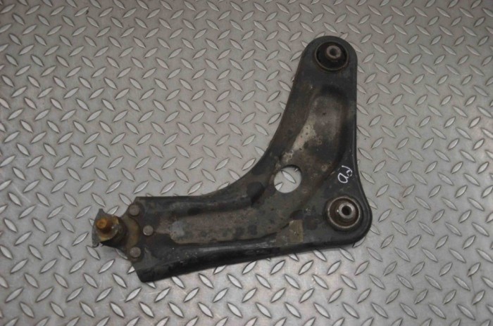 Braț inferior dreapta față OPEL Crossland X P17 2023 OEM: 81107888