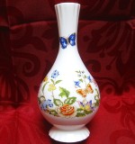 VAZA PORTELAN ENGLEZESC AYNSLEY FINE ENGLISH BONE CHINA MODEL COTTAGE GARDEN CU FLORI SI FLUTURI