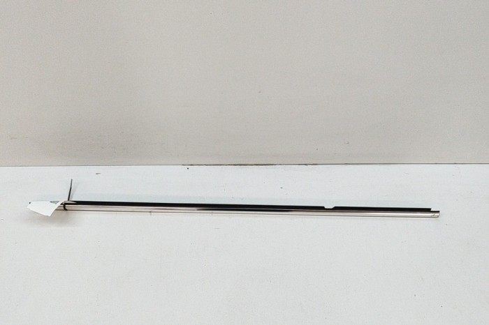 Chedar geam ușă st&acirc;nga spate VW TIGUAN AD1 2021 OEM: 5NA839475C 25695542