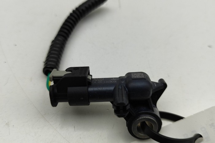 Senzor de impact st&acirc;nga spate TESLA MODEL X 2020 OEM: 1036761-00-A | 31671520