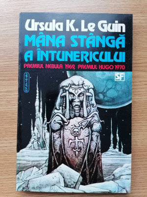 MANA ST&amp;Acirc;NGA A ANTUNERICULUI. URSULA K. LE GUIN. SF. foto