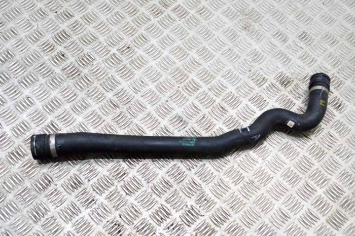 Furtun radiator răcire st&acirc;nga BMW 3 G20, G28 2021 OEM: 8654822 14983001
