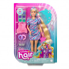 Papusa Barbie Totally Hair blonda, 15 accesorii, 3 ani+