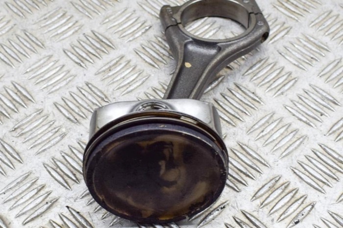 Piston JAGUAR XF X250 2015 20941274