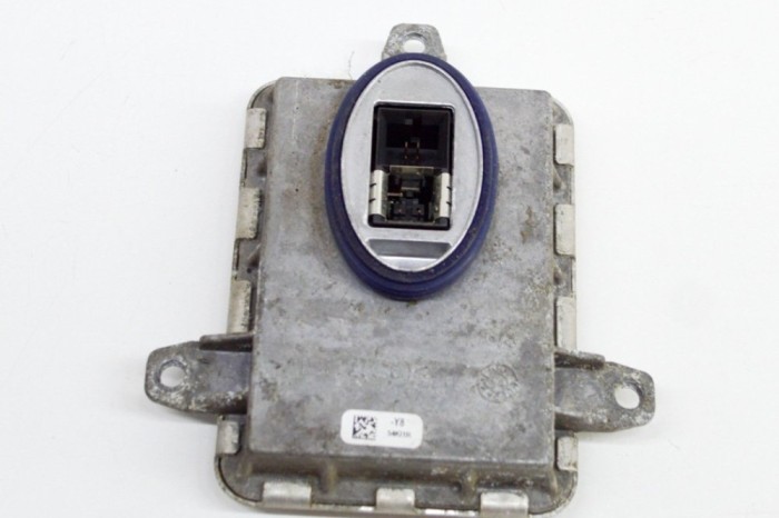 Modul xenon far st&acirc;nga față BMW 5 F10 2014 OEM: 7296090,130732931700,10EEG111308 18036962
