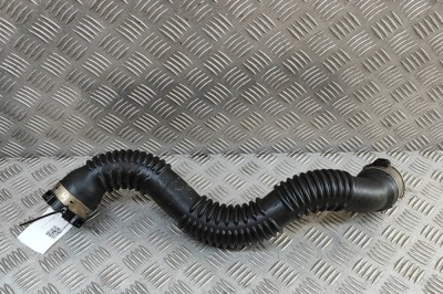 Furtun intercooler INFINITI Q30 2019 OEM: A2465200001,1051496S02 31517378 foto