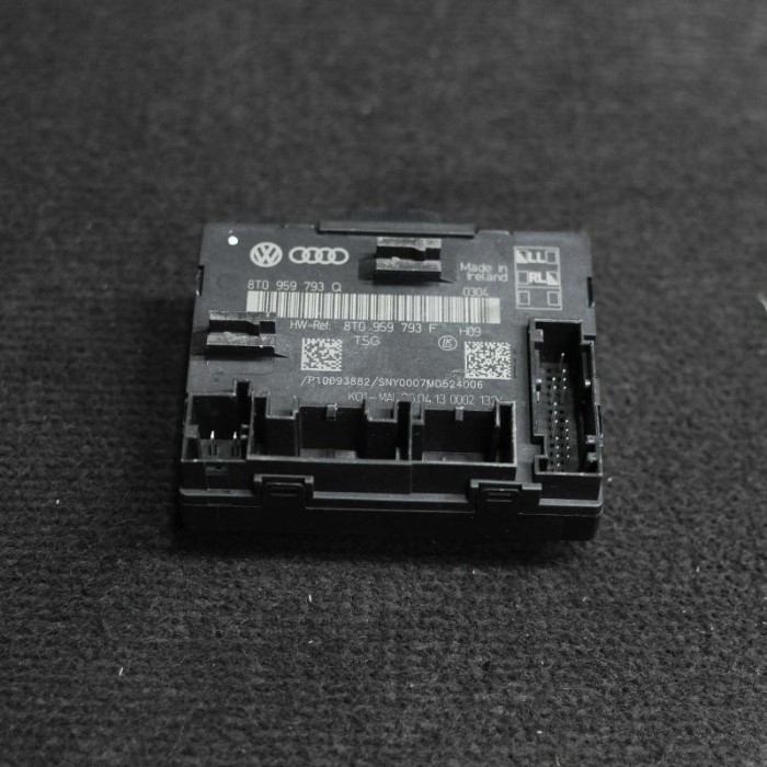 Modul de control ușă st&acirc;nga față AUDI A5 8T3 2014 OEM: 8T0959793F 1845936
