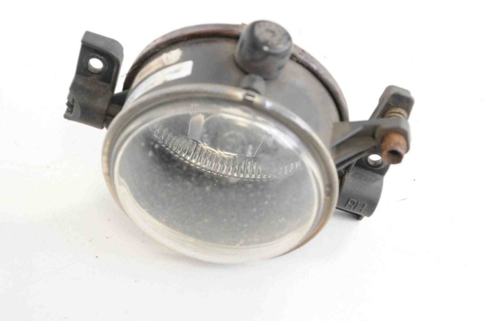 Proiector ceață dreapta față FORD FOCUS C-MAX 2004 OEM: 3M51-15K201 2141007