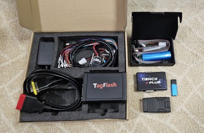 Programator ECU TagFlash BENCH / OBD / BOOT / BDM / JTAG mode Full reading (MICROEEROM) foto