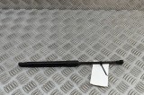 Amortizor capota dreapta față AUDI A5 F53 2018 OEM: 8W0823359B | 31952878