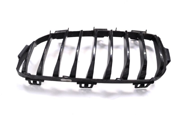 Grila st&acirc;nga față BMW 4 Gran Coupe F36 2017 OEM: 7294817 11568832