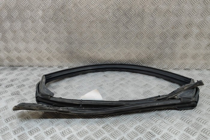 Garnitura ușă dreapta față MAZDA MX-5 IV ND 2020 OEM: N24358760H | 30450042