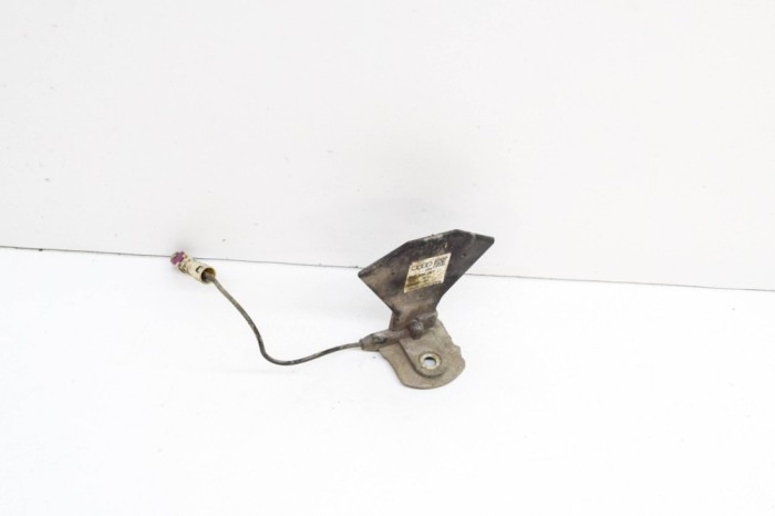 Amplificator de antena AUDI A3 Limousine 8VS, 8VM 2015 OEM: 8V0035507 20631109