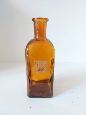 Sticla vintage Brandy Felipe II, goala, decor colectie foto