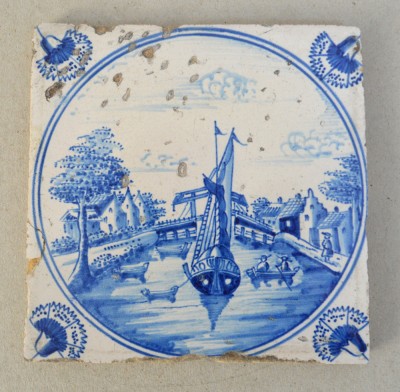 &amp;quot;Ambarcatiune pe canal&amp;quot; placa ceramica de Delft sec 18 foto