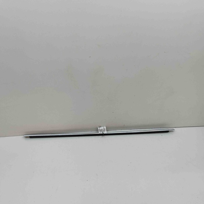 Chedar geam ușă dreapta față VW PASSAT Variant B8 3G5 2020 OEM: 3G0837476E