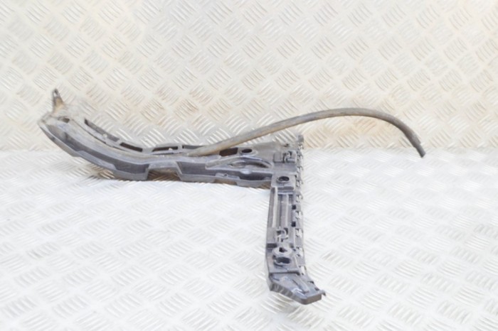 Suport bara de protecție st&acirc;nga spate MERCEDES-BENZ C W205 2015 OEM: A2058801802 20531339