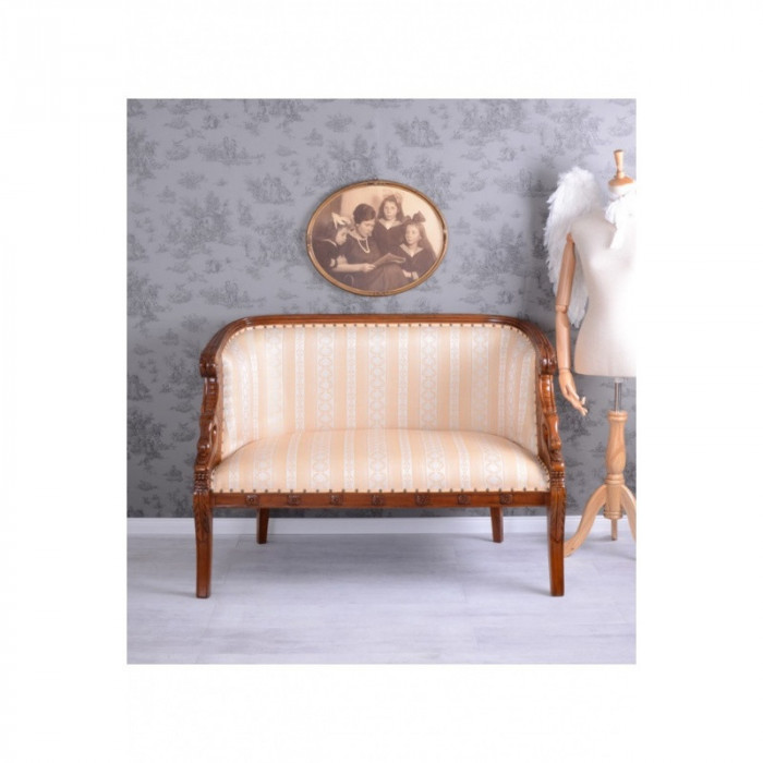 Sofa din lemn masiv mahon cu capete de lebada si tapiterie din matase MAR060