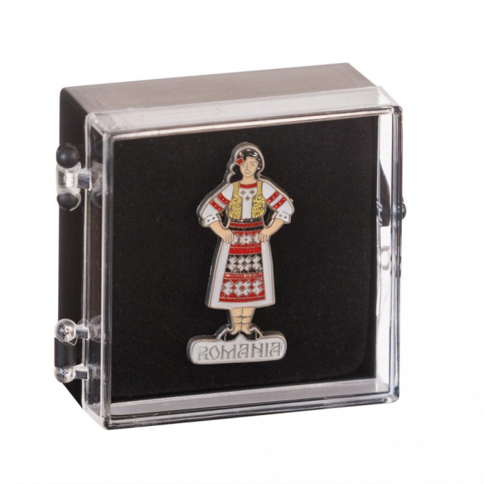 Insigna costum popular, MB110