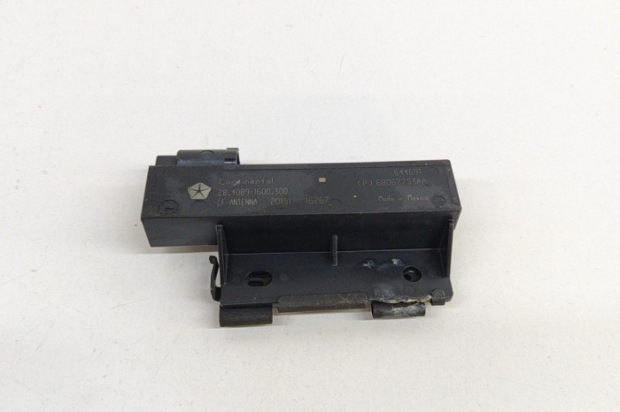Antena Keyless Entry MASERATI GHIBLI M157 2016 OEM: 68067753AA 27540866